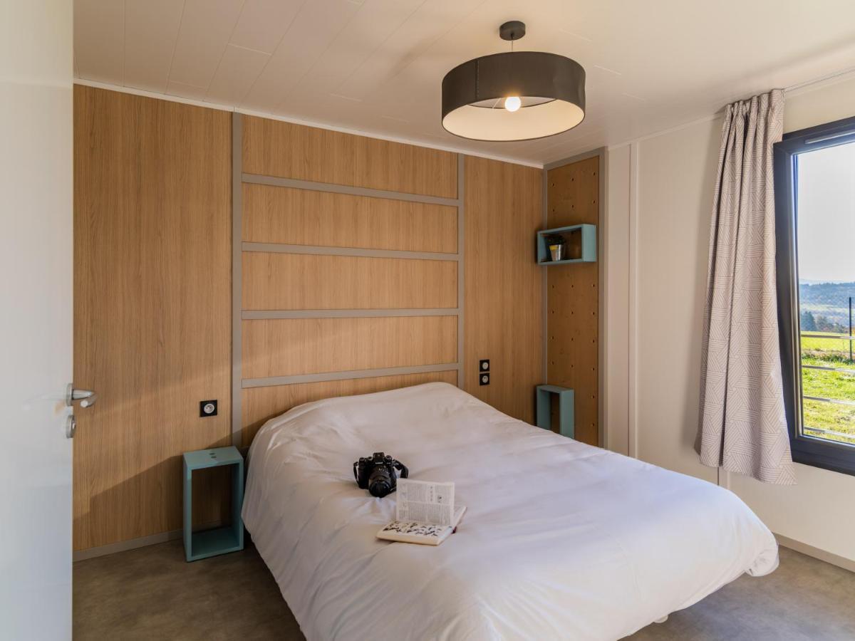 Les Quatre Vents Hotel Courpiere Buitenkant foto