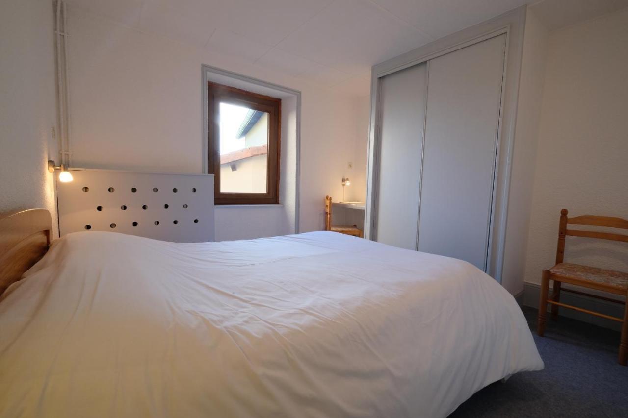 Les Quatre Vents Hotel Courpiere Buitenkant foto