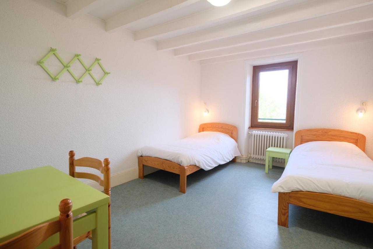 Les Quatre Vents Hotel Courpiere Buitenkant foto