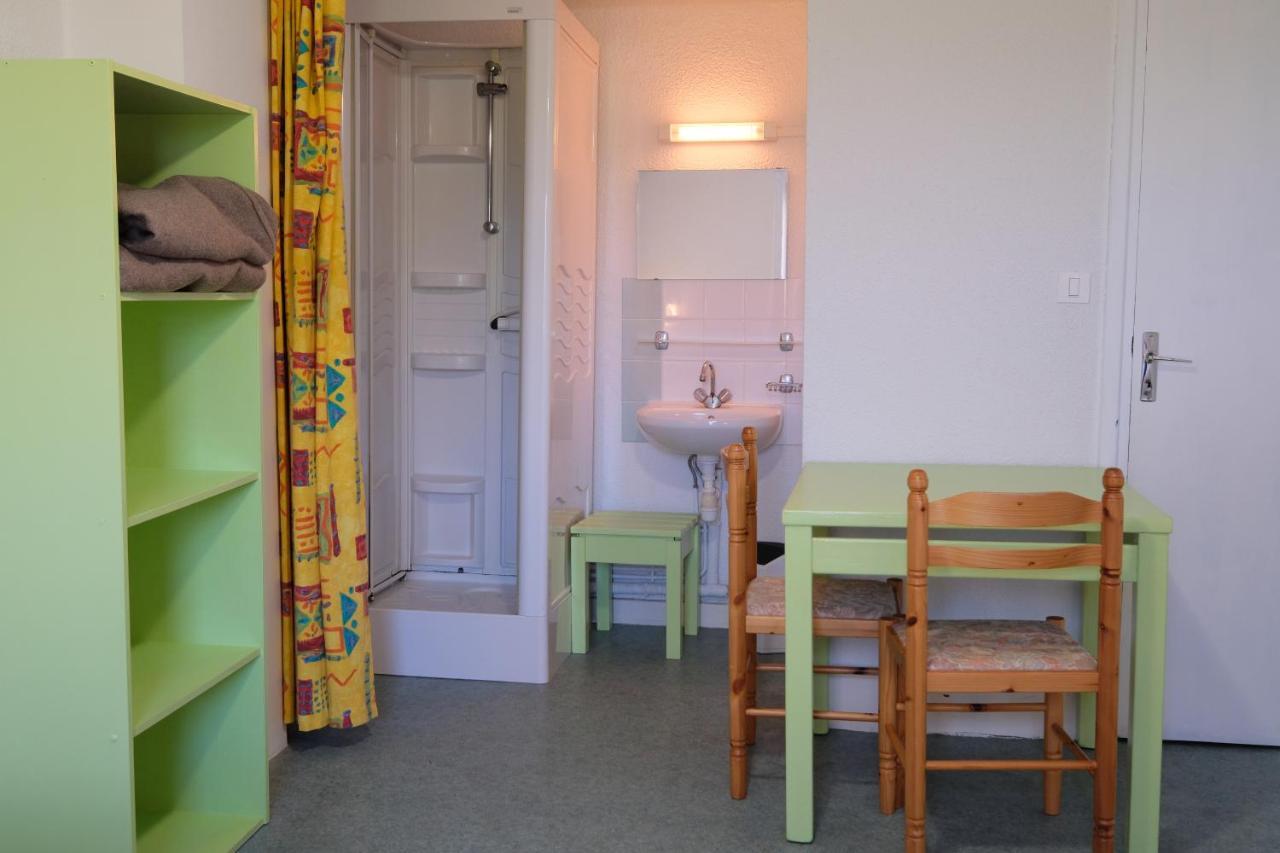 Les Quatre Vents Hotel Courpiere Buitenkant foto